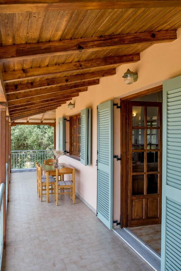 Villa Artjeta カストロシキア エクステリア 写真